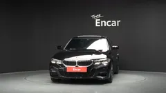2022 BMW 3-Series 320i M Sport — фото 3