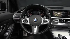 2022 BMW 3-Series 320i M Sport — фото 14