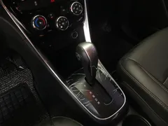 2021 ChevroletGMDaewoo Trax 1.4 Premier, серый — фото 17