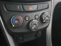 2021 ChevroletGMDaewoo Trax 1.4 LT, синий — фото 18