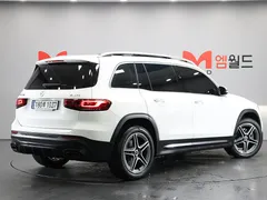 2023 Mercedes-Benz GLB-Class GLB250 4MATIC — фото 3