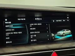 2021 Genesis G90 3.8 AWD, синий — фото 18