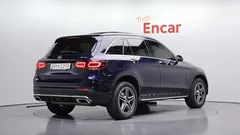 2022 Mercedes-Benz GLC-Class GLC300e 4MATIC — фото 2