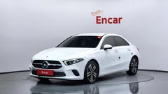2022 Mercedes-Benz A-Class A220 Sedan, белый — фото 1