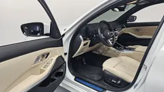 2024 BMW 3-Series 320i M Sport — фото 10
