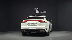 2021 Kia Stinger 2.5 Platinum, белый — фото 4