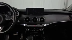 2021 Kia Stinger 2.5 Platinum, белый — фото 18