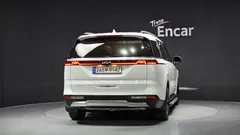2023 Kia Carnival Gasoline 7-Seater Signature — фото 4