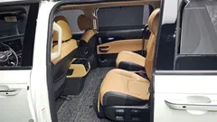 2023 Kia Carnival Gasoline 7-Seater Signature — фото 11