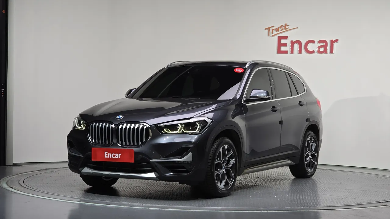 2022 BMW X1 xDrive 20i xLine