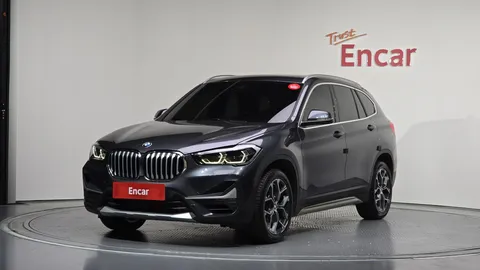 2022 BMW X1 xDrive 20i xLine