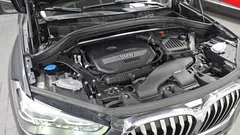 2022 BMW X1 xDrive 20i xLine, серый — фото 6