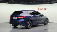 2023 BMW 1-Series 120i Sports — фото 2