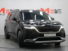 2023 Kia Carnival 9-Seater Prestige — фото 2
