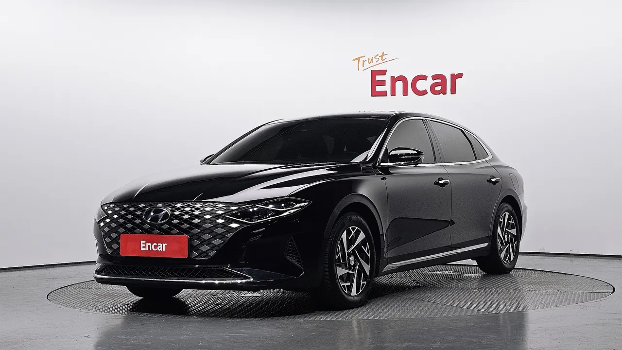 2022 Hyundai Grandeur Le Blanc