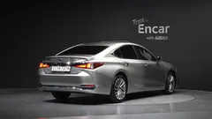 2021 Lexus ES Luxury Plus, 연금색 — фото 2