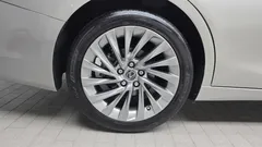 2021 Lexus ES Luxury Plus, 연금색 — фото 5