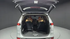 2022 Kia Carnival Diesel 9-Seater Signature — фото 20