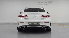 2022 Mercedes-Benz E-Class E300d 4MATIC Coupe — фото 4