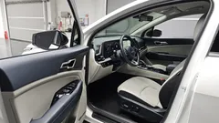 2022 Kia Sportage Signature Gravity 2WD, белый — фото 10