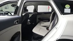 2022 Kia Sportage Signature Gravity 2WD, белый — фото 12