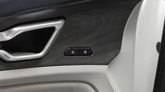 2022 Kia Sportage Signature Gravity 2WD, белый — фото 20