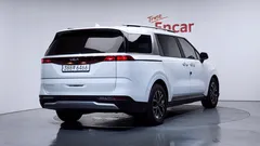 2022 Kia Carnival Diesel 9-Seater Prestige — фото 2