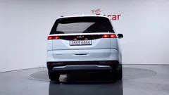 2022 Kia Carnival Diesel 9-Seater Prestige — фото 4