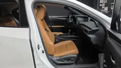 2021 Lexus UX 2.0 2WD, белый — фото 11