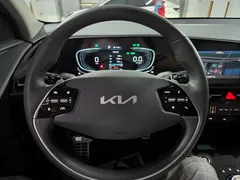 2022 Kia Niro Signature — фото 9