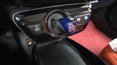 2022 Toyota Prius 1.8, белый — фото 9