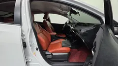 2022 Toyota Prius 1.8, белый — фото 10