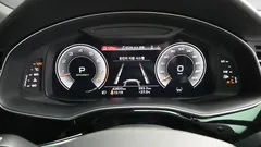 2022 Audi Q8 55 TFSI Quattro Premium — фото 8