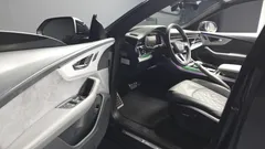 2022 Audi Q8 55 TFSI Quattro Premium — фото 10