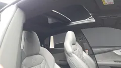 2022 Audi Q8 55 TFSI Quattro Premium — фото 15