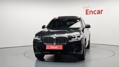 2022 BMW X4 xDrive20i M Sport — фото 3