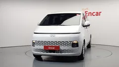2023 Hyundai Staria Tourer 11-Seater — фото 3