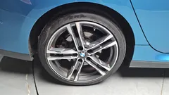 2021 BMW 2-Series 220i M Sports, синий — фото 5