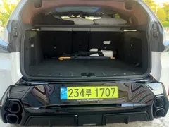 2023 BMW XM 4.4, белый — фото 6