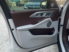 2023 BMW XM 4.4, белый — фото 7