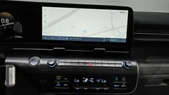 2023 Hyundai Kona Gasoline 1.6 Turbo 2WD, белый — фото 13