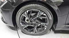 2024 Kia K5 Signature, чёрный — фото 5