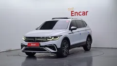 2023 Volkswagen Tiguan 2.0 TSI Prestige — фото 1