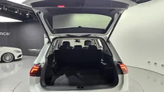 2023 Volkswagen Tiguan 2.0 TSI Prestige — фото 20
