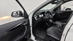 2022 BMW X1 xDrive 20i xLine — фото 10