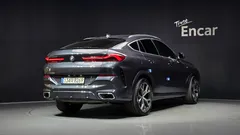 2022 BMW X6 xDrive40i M Sport, серый — фото 2