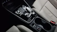 2023 Audi A3 40 TFSI Premium, белый — фото 9