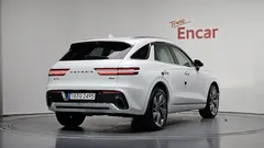 2021 Genesis GV70 2.5T Gasoline AWD, белый — фото 2