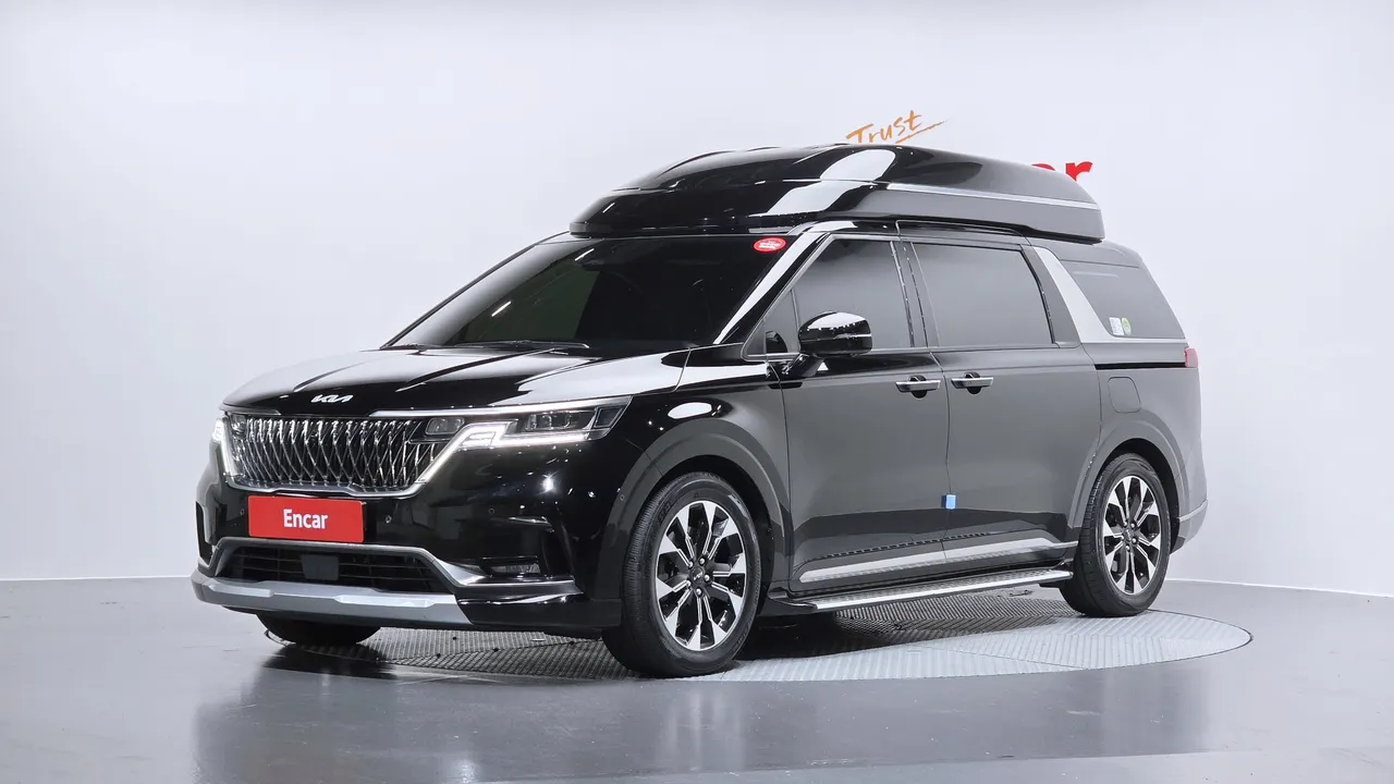 2023 Kia Carnival Diesel 9-Seater Hi-Limousine