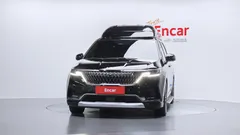 2023 Kia Carnival Diesel 9-Seater Hi-Limousine — фото 3